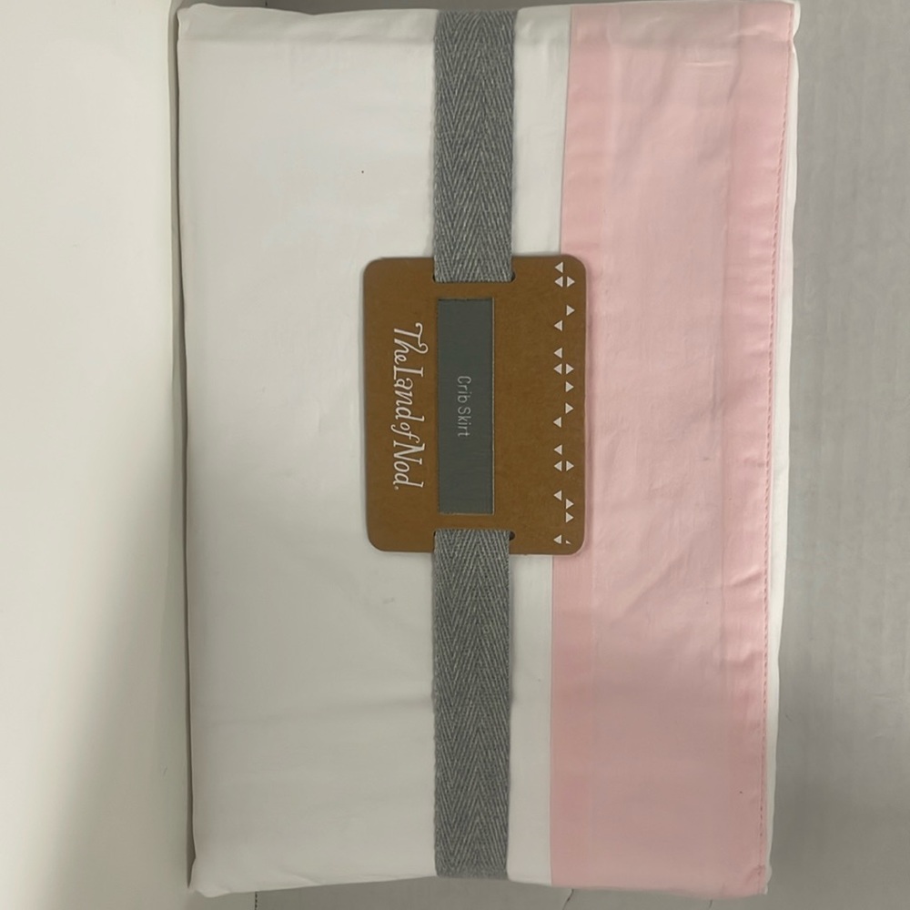 The Land of Nod crib skirt, cotton, cloud skirt, New!